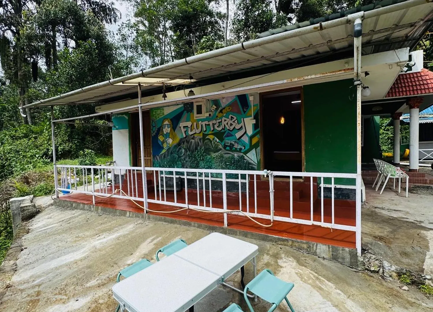 Greenwoods Munnar Unmarried Allowed